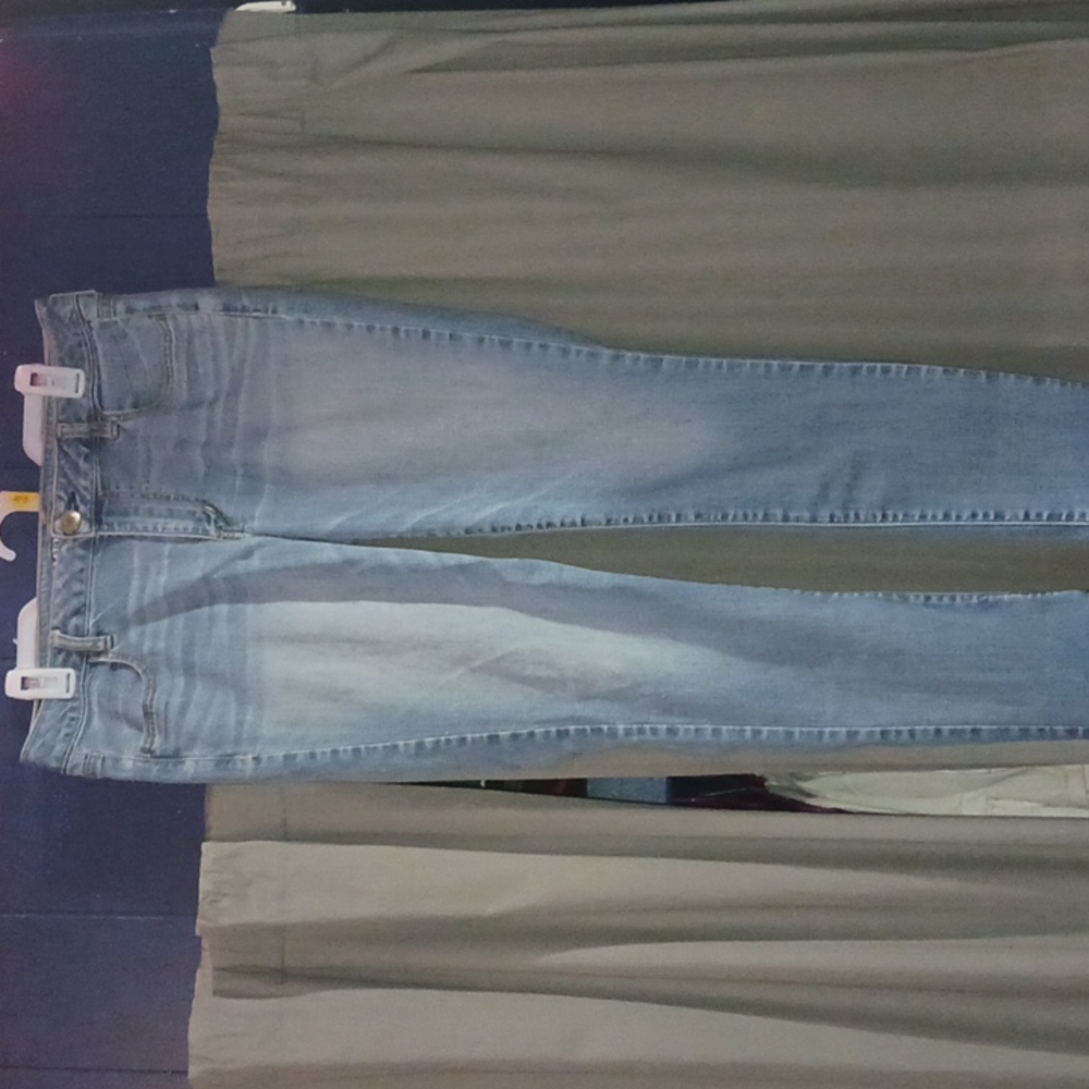 American eagle blue jeans